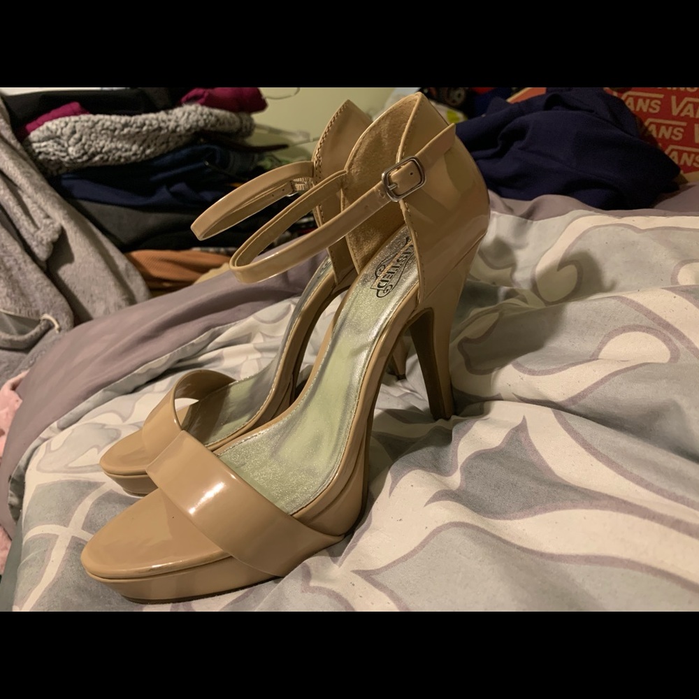 Very comfortable and cute . Only worn twice